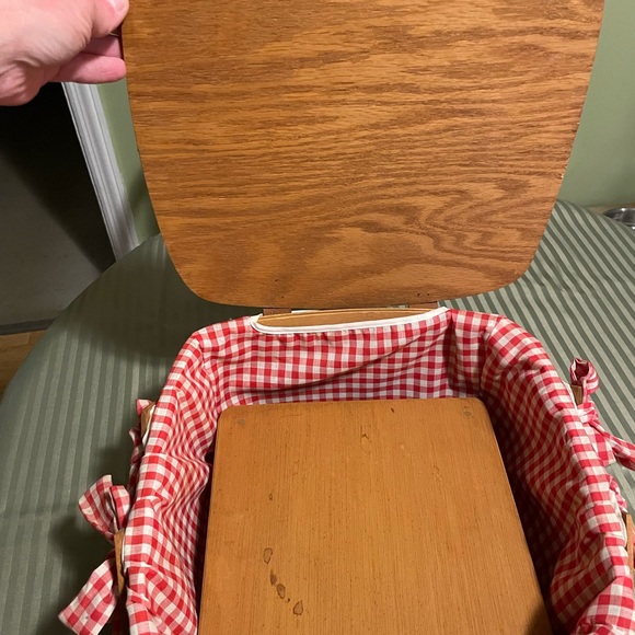 Longaberger Wood Picnic Basket with Red Gingham Bow Trim - Picture 9 of 16